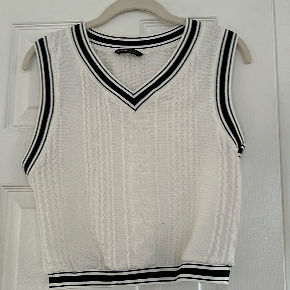 Cute white and black vest
